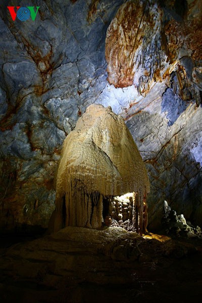Splendid scenery of Thien Duong cave - ảnh 16